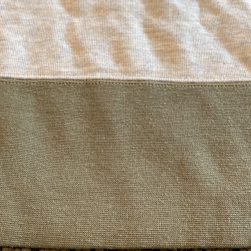 Nwt Oversized Farfetch Color Block Sweatshirt - image 3